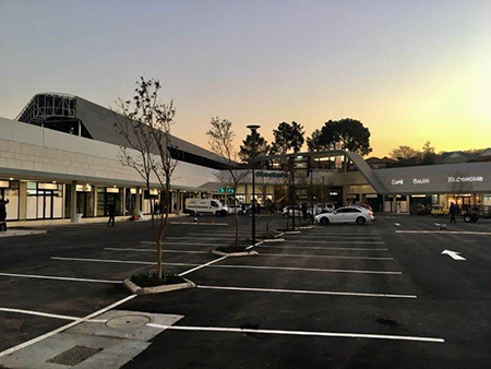Elegant design solution for Flamingo Shopping Centre