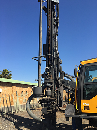 Sliding Wear Plates The crawler drill