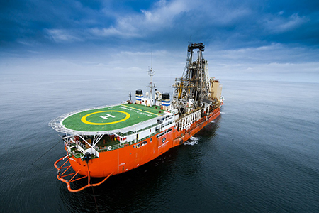 Harmonic filtering on board diamond mining vessel