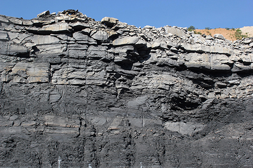 Thin skin liner stabilises Tweefontein highwall1