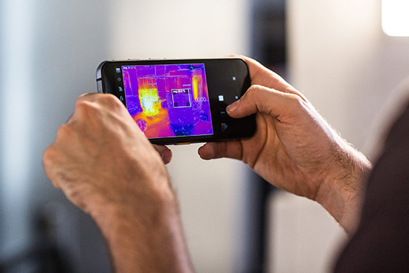 New Cat S62 Pro features advanced integrated thermal camera