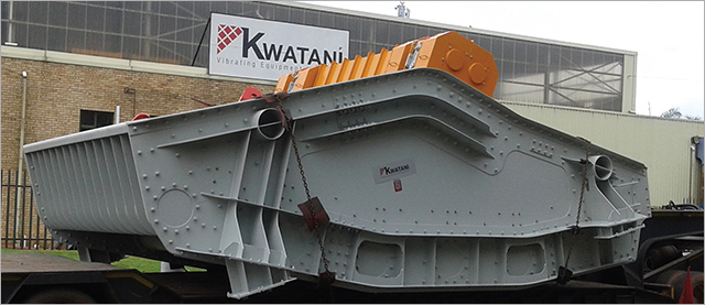 Vibrating screen designs informed by fundamental parameters