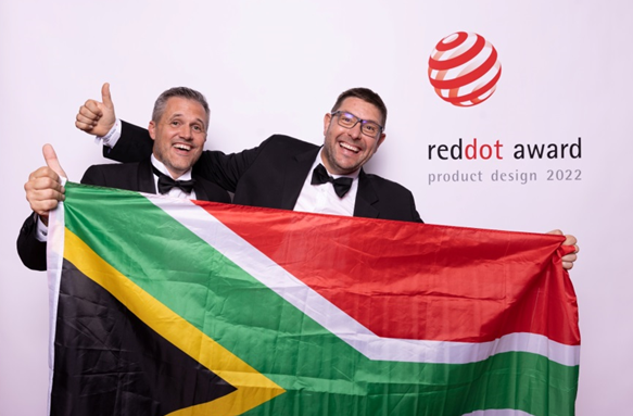 Vonnie Heyns manufacturer and Retief Krige designer of EdgeOut1