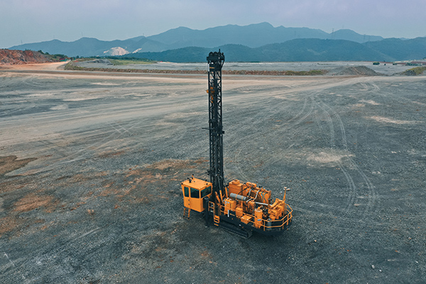 Epiroc DM30 XC drill rig 2