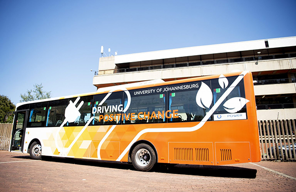A first for university students EV busses at UJ