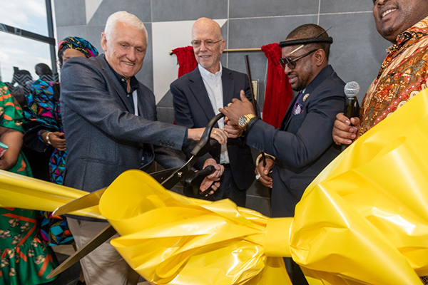 22534 Ribbon cutting ceremony for Princess Mkabayi Mall