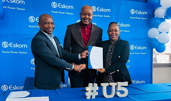 Christopher Nani Bheki Nxumalo and Zandi Shange at the official transfer of Kusile Unit 5 from the new build programme to operations