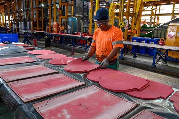 New branding secures authenticity of Linatex premium rubber
