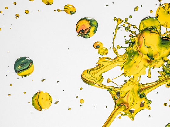 Five signs your CI 4 API grade oil is costing you money