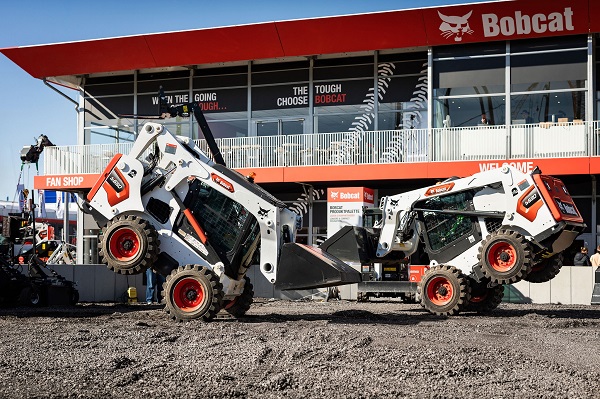 New Generation of Bobcat 1 2 t Mini Excavators