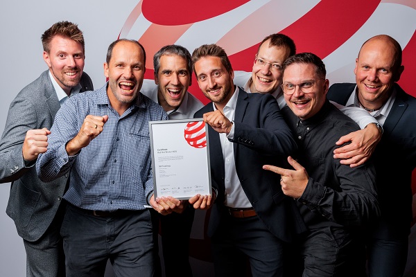 Red Dot Design Award for ifm flow meter