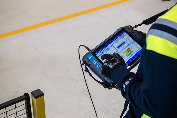 SKF Microlog Analyzer dBX extends applications to hazardous areas