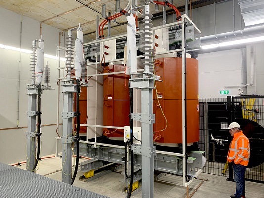 The scope of supply for the data centre includes three 22.5 MVA transformers stepping down from 50 kV to 13.8 kV