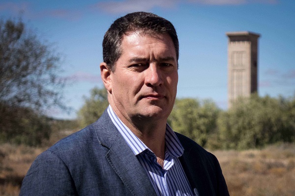 Errol Smart has decided to step down as Managing Director and Chief Executive Officer