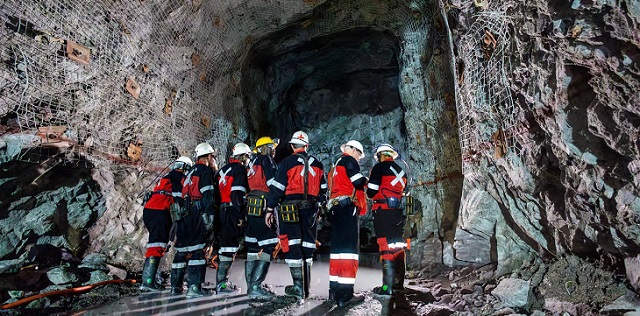 Ivanhoes mining crews enter giant Flatreef orebody after 30 years of efforts