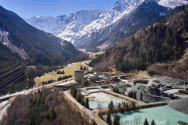 TOMRA Mining launches CONTAIN Deep learning classification for inclusion type ore sorting
