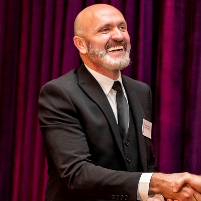 Wilhelm du Plessis meet Sparkss new publisher