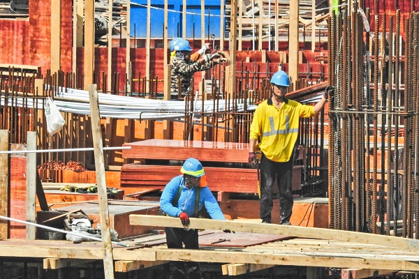 52 Blacklisted Contractors One Crisis Photo by Thomas Kinto on Unsplash