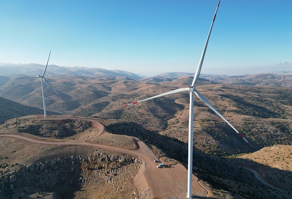 Turbines supplied to two new Western Cape wind farms
