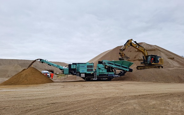 TwisterTracs Stage V Cleaner EU compliant crushing