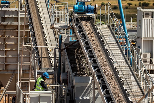 Germanys BGR assesses Molo Graphite Mine as part of Federal Critical Minerals Study