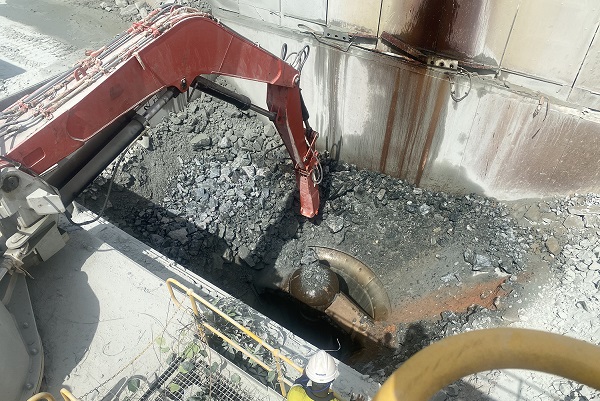 Rock breaker rebuild by Sandvik Rock Processing keeps crushing