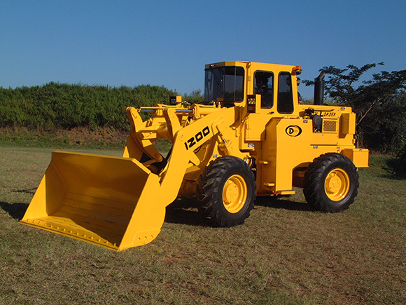 Dezzi 1200 LP low profile loader