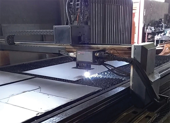 Bolt and Engineering Distributors delivers cutting edge fabrication services to Klerkscale