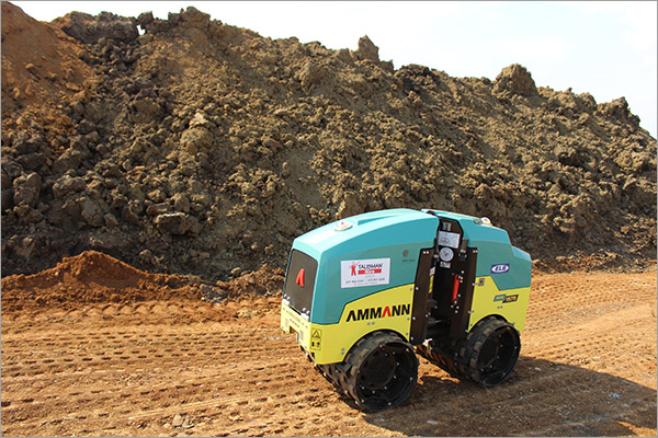 First Remote controlled trench compactor for the Rental industry