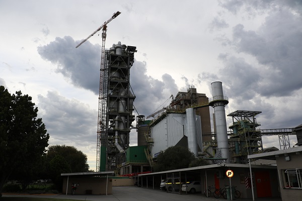 Use of imported cement to be prohibited on government projects