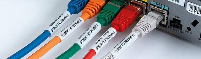 Rotating label for faster cable troubleshooting