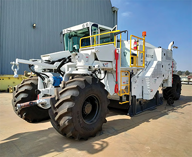 Southern African debut for Astecs SX 6EX
