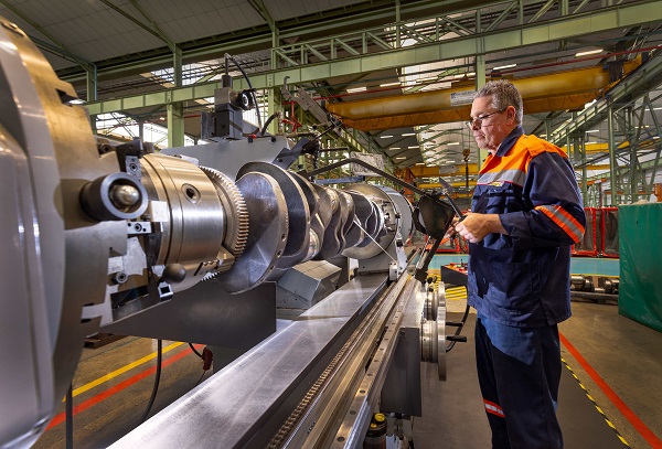 Inside Barloworlds world class rebuild centre