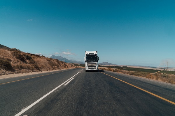 Volvo Trucks honours its dealer network and champions of service
