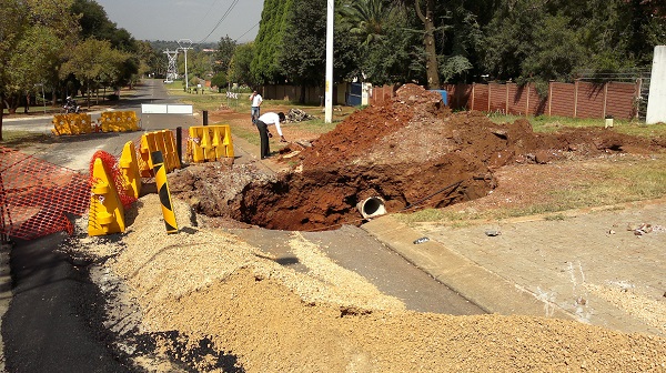Protecting infrastructure against the risks of dolomite ground